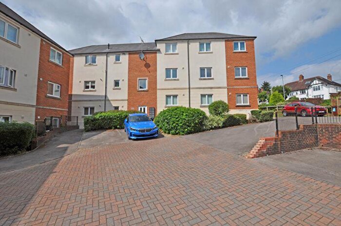 2 Bedroom Apartment For Sale In Renovated Apartment, Bassaleg Road, Newport, NP20