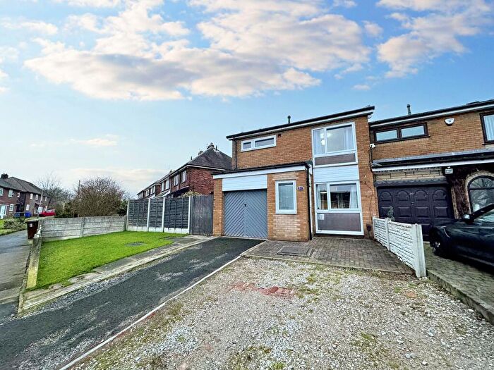 3 Bedroom Terraced House For Sale In Tintern Avenue, Whitefield, M45