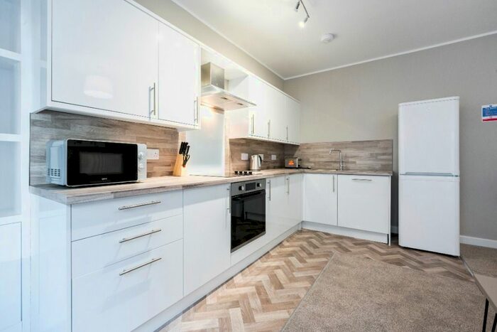 2 Bedroom Flat To Rent In St Peter Street, West End, Dundee, DD1