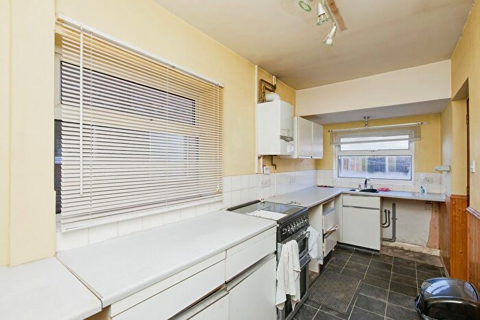 3 Bedroom Semi-Detached House For Sale In Wilsthorpe Road, Long Eaton, Nottingham, Derbyshire, NG10