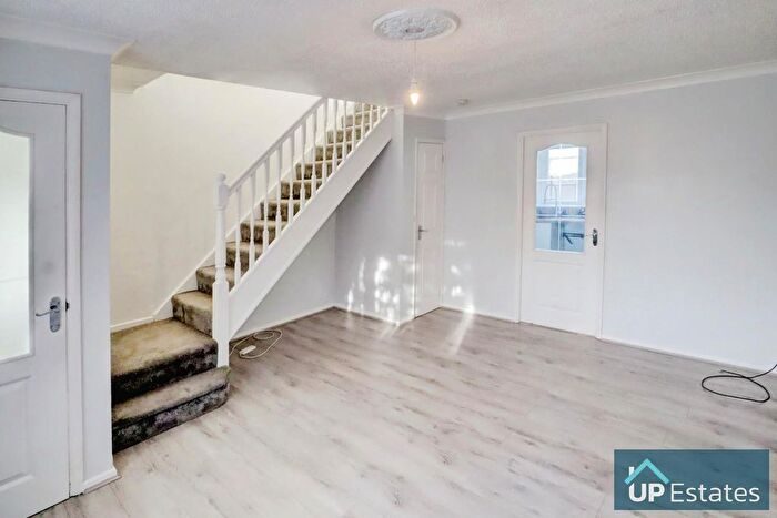 2 Bedroom End Of Terrace House To Rent In Rosemullion Close, Exhall, Coventry, CV7