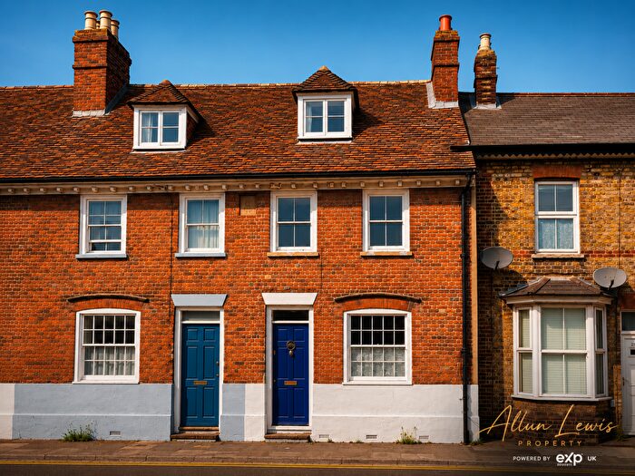 3 Bedroom Terraced House For Sale In Wincheap, Canterbury, CT1