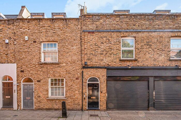 2 Bedroom Flat To Rent In Boston Place, London, NW1