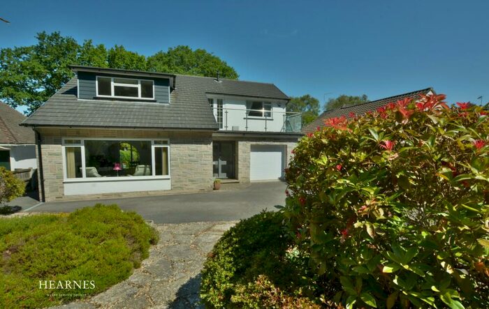 4 Bedroom Detached House For Sale In Upton Way, Broadstone, Dorset, BH18