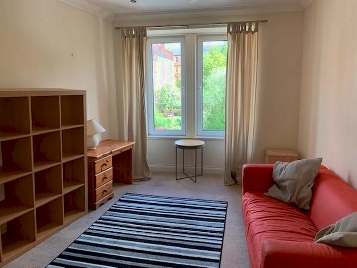 1 Bedroom Flat To Rent In /, Crathie Drive, Glasgow, G11
