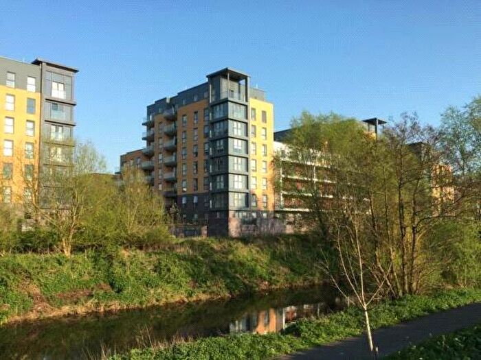2 Bedroom Apartment To Rent In Skylark House, Drake Way, Reading, Berkshire, RG2