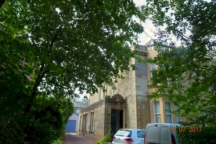 1 Bedroom Flat To Rent In Beaconsfield Road Flat /, G12