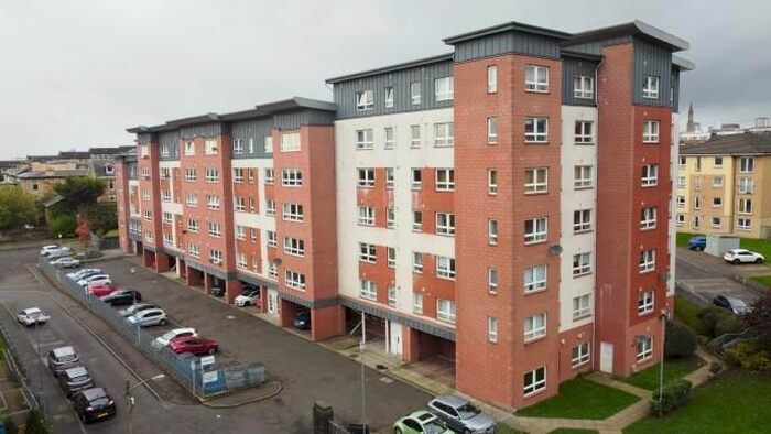 2 Bedroom Flat To Rent In Finlay Drive, Dennistoun, Glasgow, G31