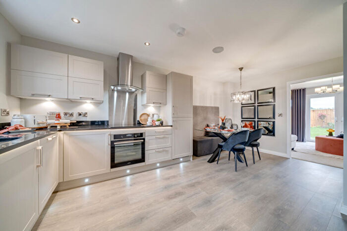 3 Bedroom Town House For Sale In Bleachcroft Way, Barnsley, S70