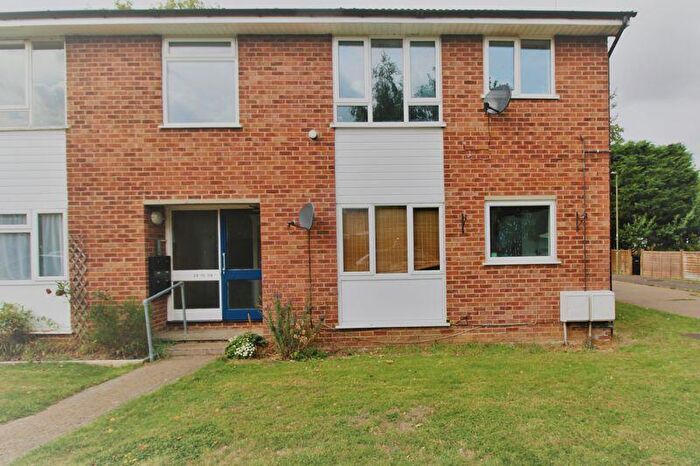 2 Bedroom Flat To Rent In Thame, OX9