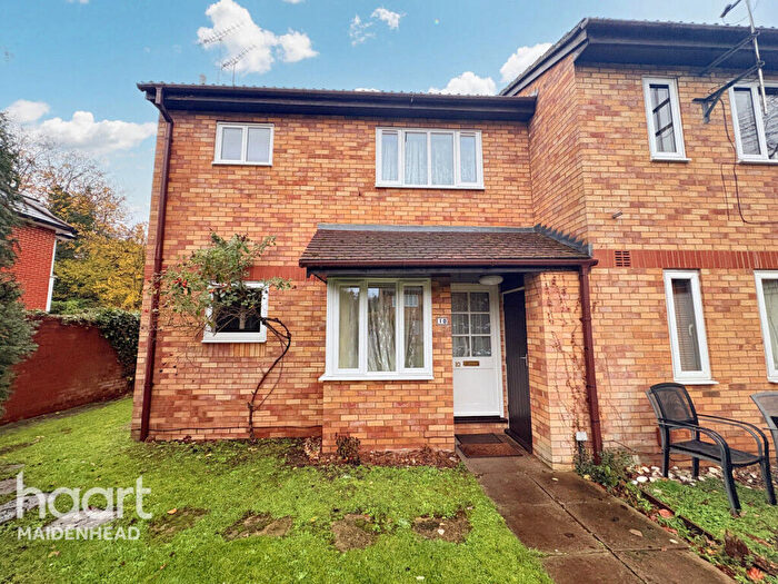 1 Bedroom End Of Terrace House For Sale In Boxford Ridge, Bracknell, RG12