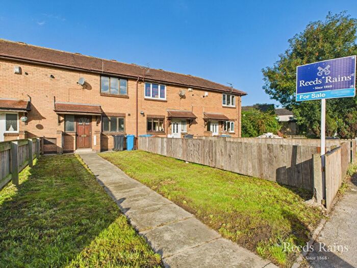 2 Bedroom Terraced House For Sale In Soffham Close, Bransholme, Hull, East Yorkshire, HU7