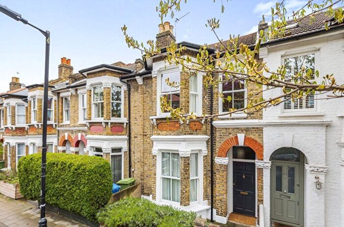 3 Bedroom Terraced House For Sale In Melbourne Grove, London, SE22