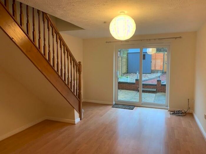 2 Bedroom Property To Rent In Devonport Close, Redditch, B97