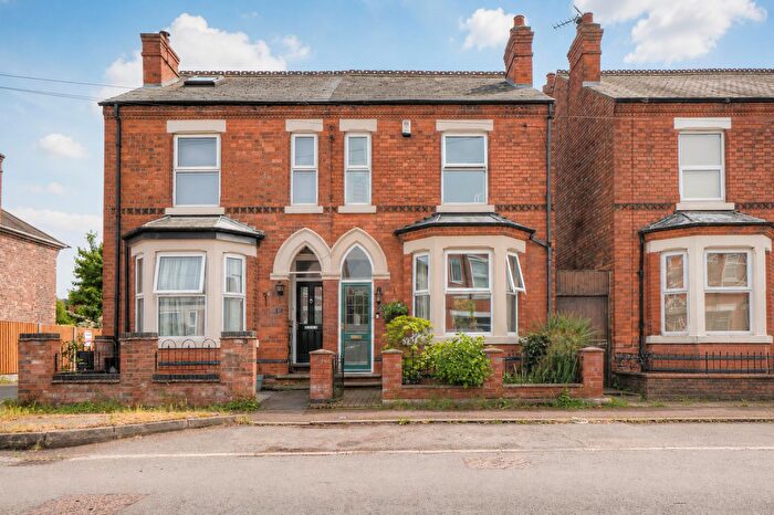 3 Bedroom Semi-Detached House For Sale In Fleeman Grove, West Bridgford, Nottingham, NG2