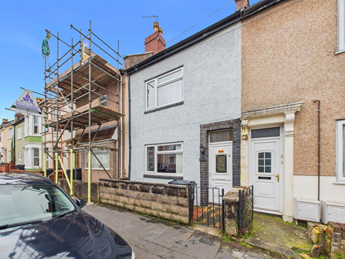 3 Bedroom Terraced House For Sale In Mansfield Street, Bedminster, Bristol, BS3