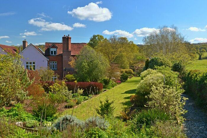 5 Bedroom Semi-Detached House For Sale In Whimple, Exeter, EX5