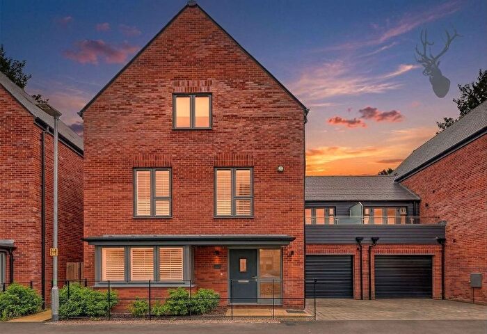 4 Bedroom Link Detached House For Sale In George Wicks Way, Chelmsford Garden, CM1