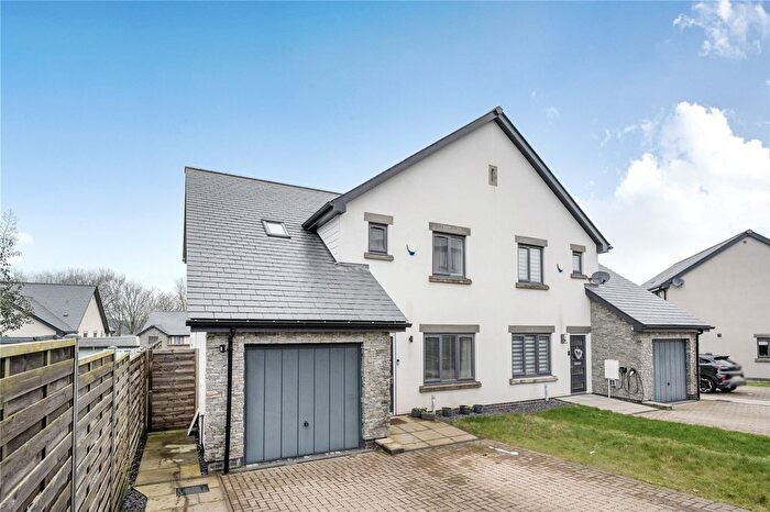 3 Bedroom Semi Detached House For Sale In Hoggan Park, Brecon, Powys, LD3