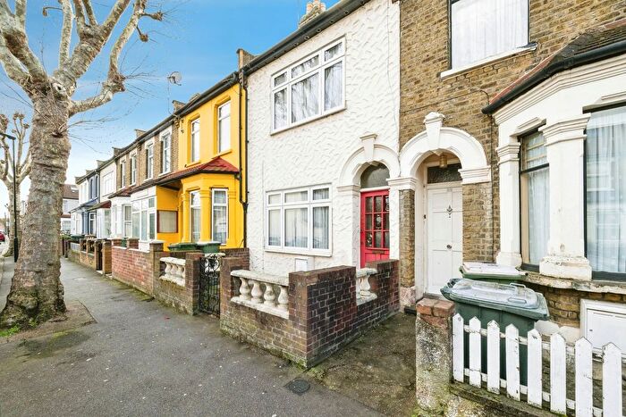 2 Bedroom Terraced House For Sale In Kempton Road, London, E6