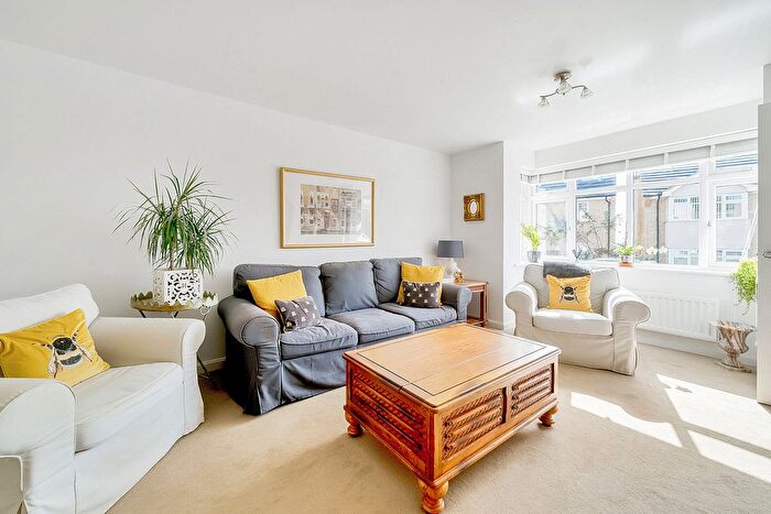 3 Bedroom Detached House For Sale In Atkins Hill, Wincanton, Somerset, BA9