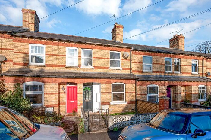 2 Bedroom Terraced House For Sale In South View Terrace, Stamford, PE9