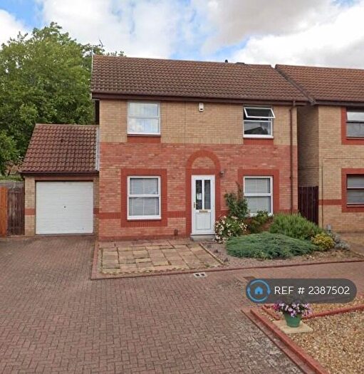 3 Bedroom Detached House To Rent In Hazel Croft, Werrington, Peterborough, PE4