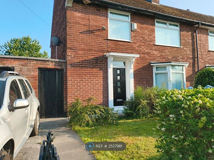 4 Bedroom Semi-Detached House To Rent In Dam Wood Road, Liverpool, L24