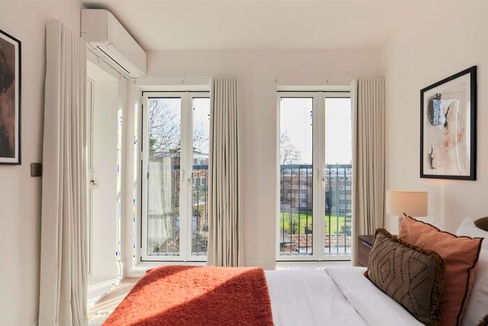 2 Bedroom Flat For Sale In Forty Lane, Wembley, HA9