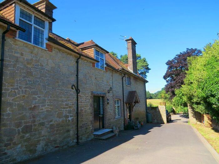 3 Bedroom Barn Conversion To Rent In Liphook, Nr Milland / Midhurst / Haslemere, Hampshire, GU30