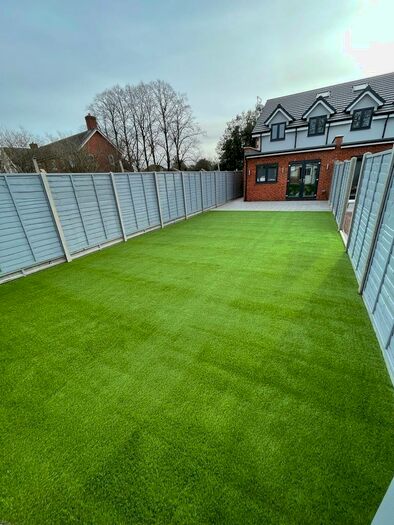 3 Bedroom Semi-Detached House To Rent In Oaklands Lane, St. Albans, Hertfordshire, AL4