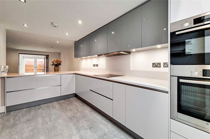 3 Bedroom Terraced House To Rent In Telegraph Place, Millwall, E14