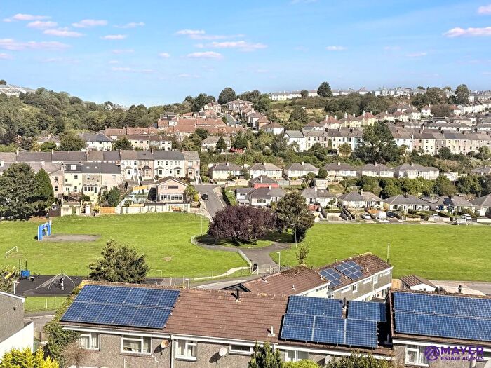 4 Bedroom Terraced House For Sale In Sefton Avenue, Plymouth, PL4
