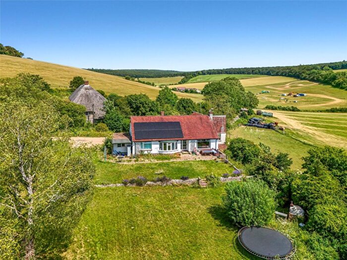 4 Bedroom Bungalow For Sale In Newhouse Lane, East Dean, Chichester, West Sussex, PO18