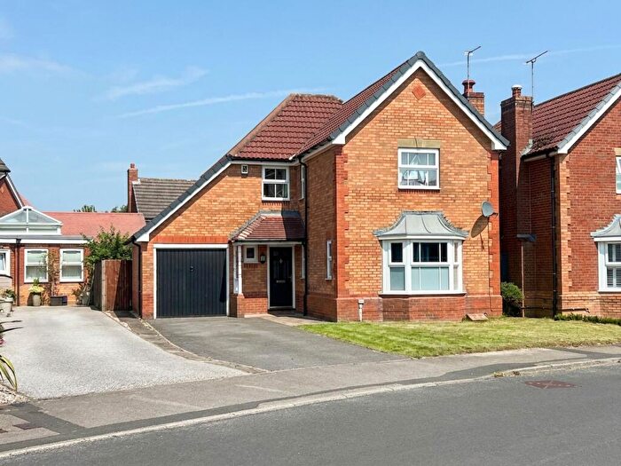 4 Bedroom Detached House For Sale In St. Georges Walk, Harrogate, HG2