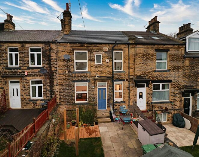 2 Bedroom Terraced House For Sale In Gladstone Street, Farsley, Pudsey, West Yorkshire, LS28