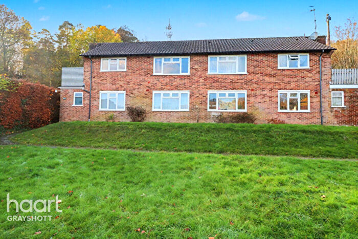 2 Bedroom Maisonette For Sale In Chilcroft Road, Haslemere, GU27