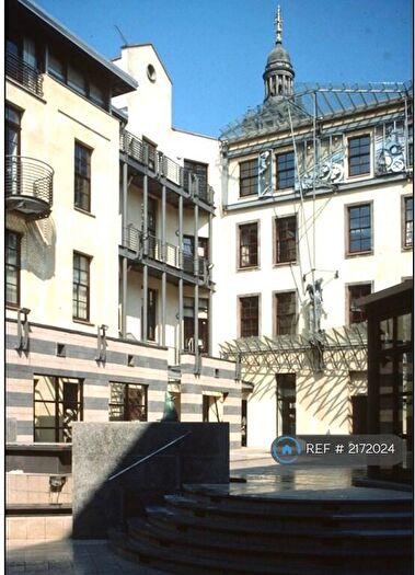 2 Bedroom Flat To Rent In The Italian Centre, Glasgow, G1