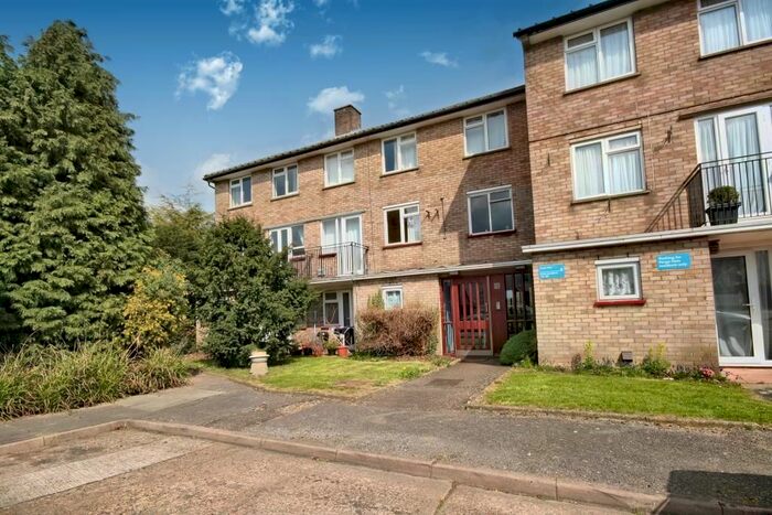 2 Bedroom Flat To Rent In London Road, Shenley, Radlett, WD7