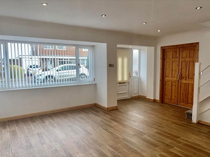 5 Bedroom Property To Rent In Uldale Court, Newcastle Upon Tyne, NE3