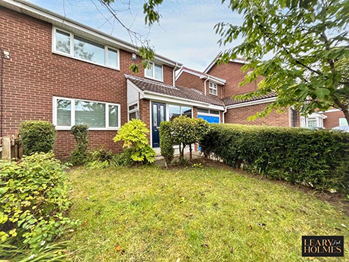 3 Bedroom Semi-Detached House For Sale In Sandalwood, South Shields, NE34