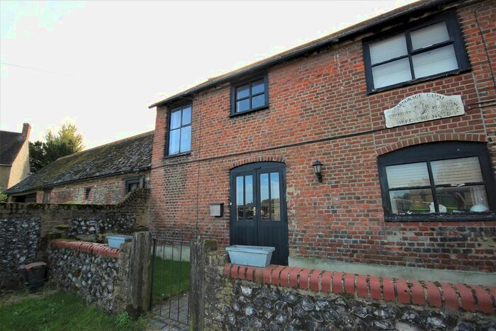 2 Bedroom Property To Rent In Stables, The Street, Stockbury, Sittingbourne, ME9