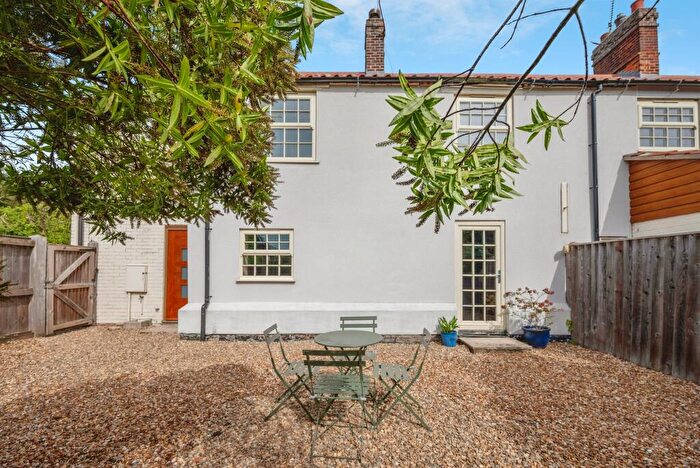 3 Bedroom Semi Detached House For Sale In Happisburgh Road, White Horse Common, North Walsham, NR28