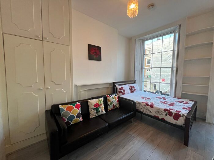 Studio To Rent In Oakley Street, London, SW3