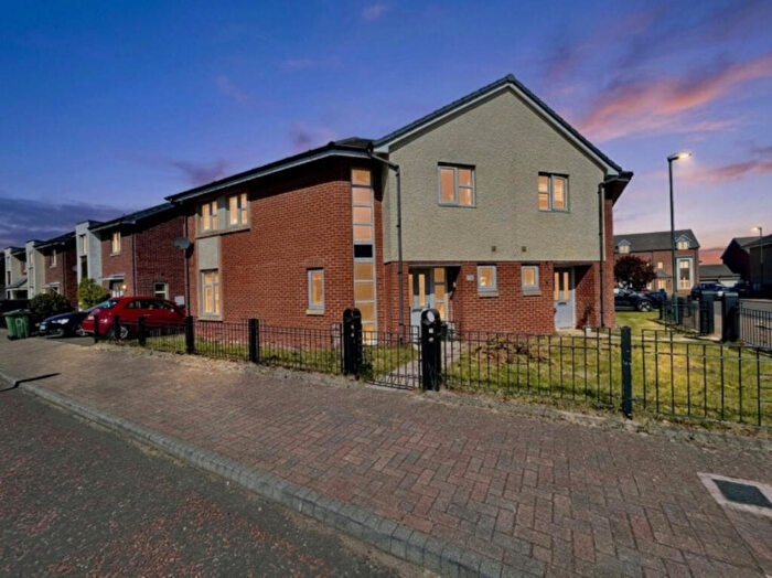 3 Bedroom Semi-Detached House For Sale In Ryedale Way, South Shields, NE34