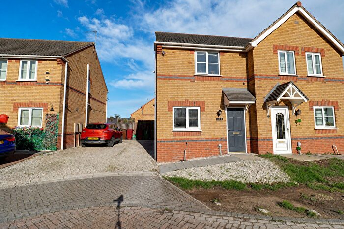 2 Bedroom Semi-Detached House For Sale In Greenwich Close, Scunthorpe, DN15