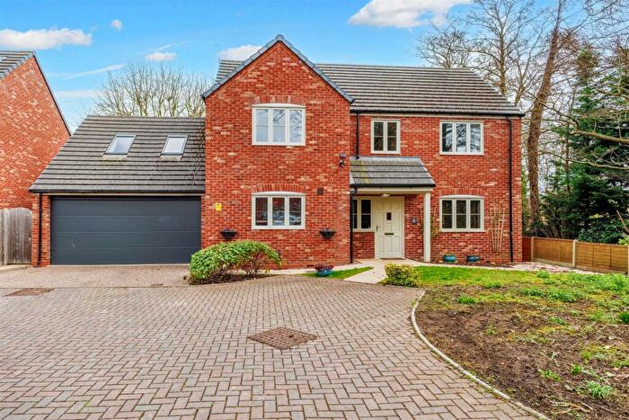 4 Bedroom Detached House For Sale In Wilkins Close, Shipston-On-Stour, CV36