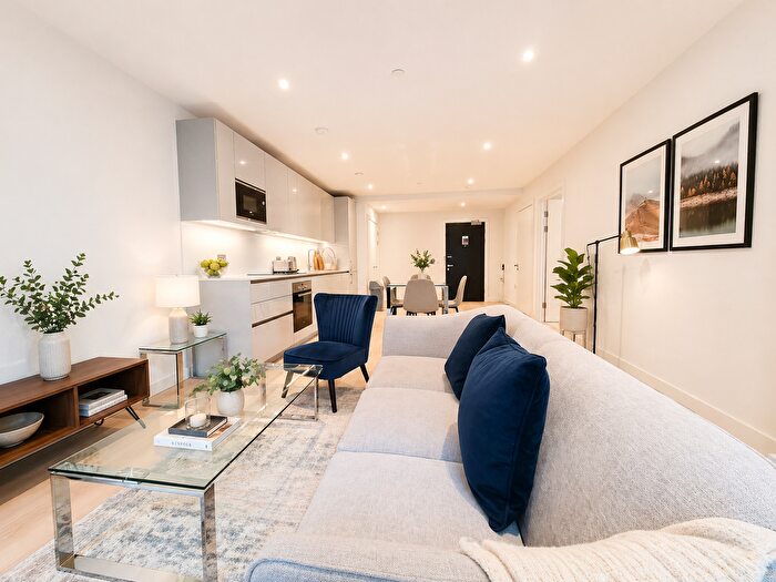 1 Bedroom Flat To Rent In Levy Building, Heygate Street, SE17