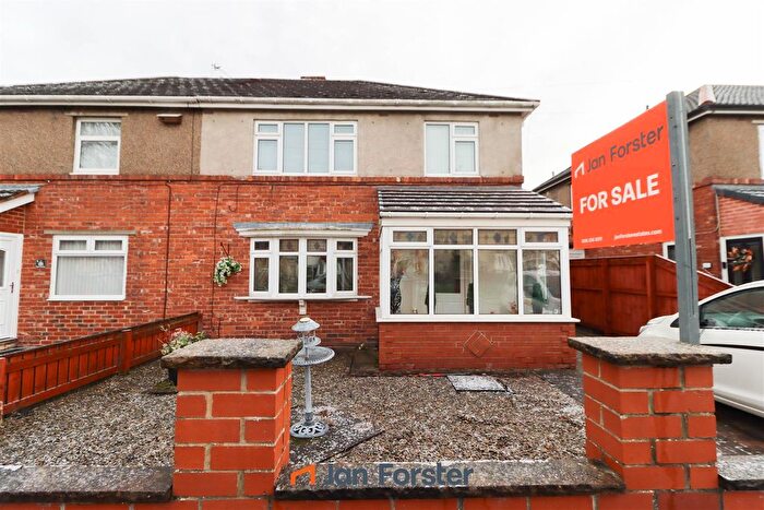 3 Bedroom Property For Sale In Ryall Avenue, Hazlerigg, Newcastle Upon Tyne, NE13