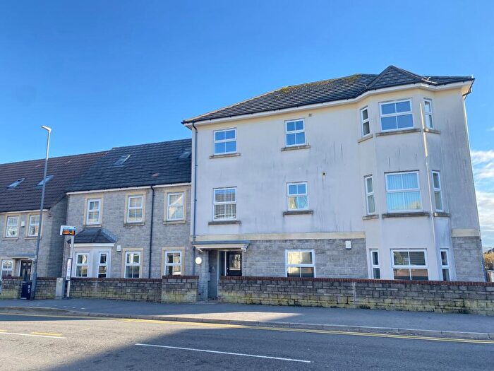 2 Bedroom Flat To Rent In Hanham Road, Kingswood, Bristol, BS15